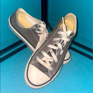 Converse gray Chuck Taylor style great condition size 5